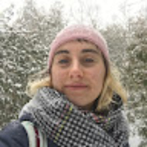 Meet your Posher, Lia - Picture 1 of 1